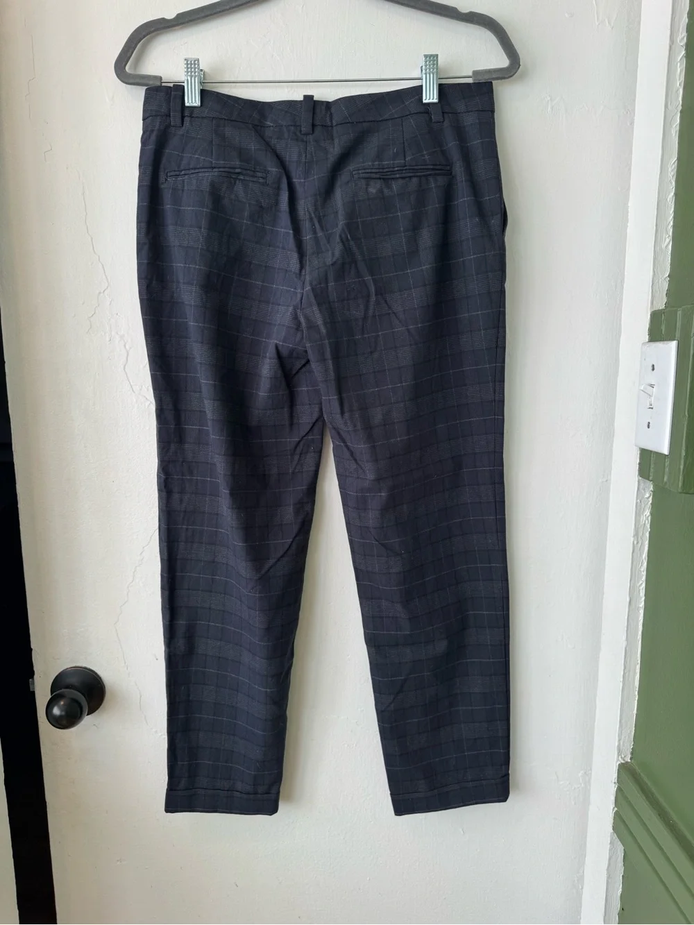 Zara smart cropped